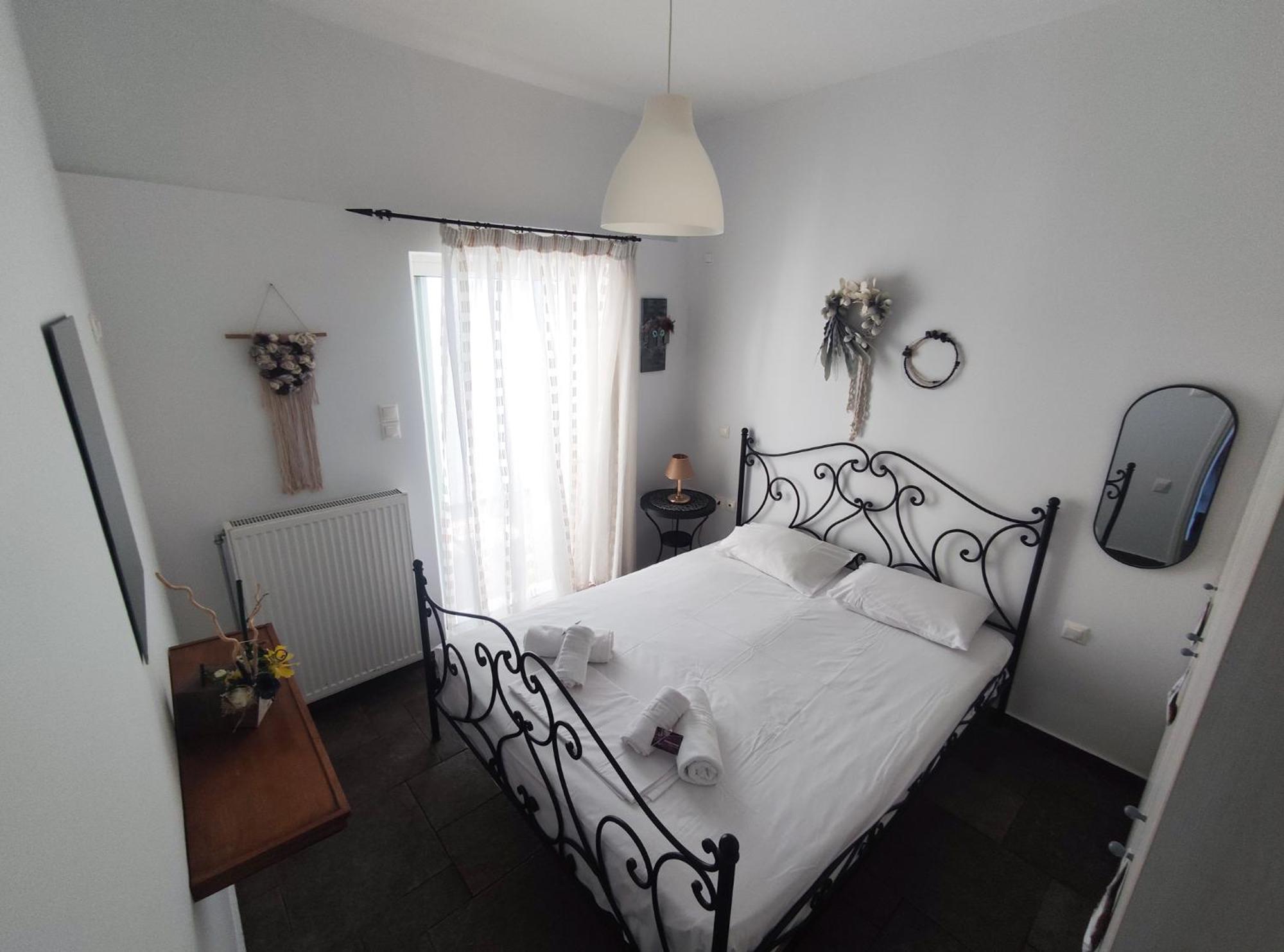 Portolos Apartments - Filiatro Vathy  Extérieur photo